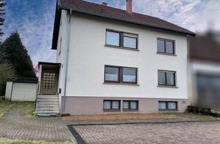 Einfamilienhaus kaufen in 66646 Marpingen, Großzügiges Wohnhaus mit 7 Zimmern & vielfältigen Nutzungsoptionen in ruhiger Lage von Urexweiler