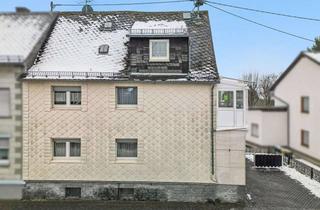 Haus kaufen in 65558 Langenscheid, Gepflegte Immobilie in ruhiger Lage mit Doppelgarage und Garten!!!