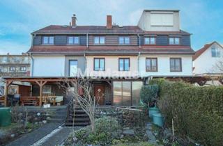 Reihenhaus kaufen in 09114 Chemnitz, Renovierungsbedürftiges Reihenmittelhaus mit Terrasse und Stellplatz – 5 Zimmer auf ca. 70 m²