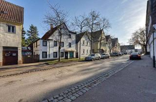 Haus kaufen in Marbacher Straße 28, 70435 Stuttgart, Stuttgart - +++ freistehend - 6 Wohneinheiten - 5 x vermietet, 1 x frei - Fachwerk - sanierungsbedürftig - zentral & bequem +++