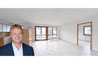 Wohnung kaufen in 72800 Eningen, Eningen - Barrierefreie 3-Zimmer-Wohnung mit Balkon und 1 Tiefgaragenstellplatz - Eningen u.A.