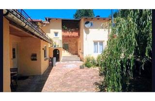 Mehrfamilienhaus kaufen in 69483 Wald-Michelbach, Wald-Michelbach - Mehrfamilienhaus mit 3 Wohneinheiten, zwei frei, Bausubstanz gut.