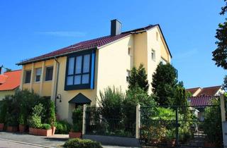 Wohnung kaufen in 76764 Rheinzabern, Großzügige 2,5-Zimmer-Wohnung mit Dachgarten & Wintergarten, Garage & Stellplatz