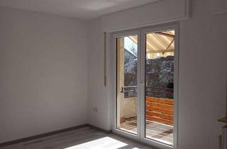 Wohnung mieten in Kandelstr. 11, 78647 Trossingen, 3-Zimmer Wohnung mit Balkon frisch renoviert