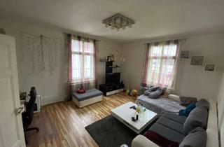 Wohnung mieten in Gartenweg, 77704 Oberkirch, Zentral gelegene Wohnung mit drei Zimmern in Oberkirch