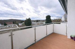 Wohnung mieten in 70619 Riedenberg, Helle, modernisierte 3-Zimmer-Wohnung mit Einbauküche und Balkon mit Fernsicht