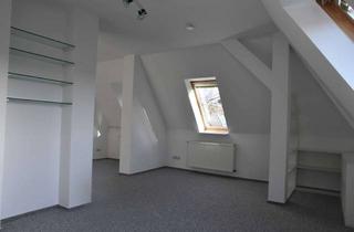 Wohnung mieten in 14129 Nikolassee, Geräumige Wohnung mit zwei Zimmern zur Miete in NiklasseeBerlin