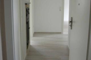 Wohnung mieten in 70599 Steckfeld, 3-Zimmer Wohnung mit Balkon in Stuttgart-Steckfeld