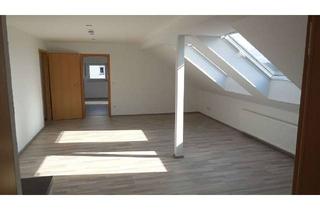 Wohnung mieten in Flurstraße 15, 33790 Halle, Ruhige, lichtdurchflutete Dachgeschosswohnung in Halle, Kreis Gütersloh