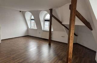 Wohnung mieten in 25712 Burg, 2-Zimmer Wohnung in zentraler Lage von Burg im Dachgeschoss!