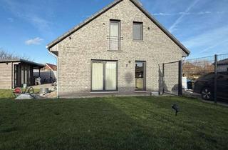 Einfamilienhaus kaufen in Wermsdorfer Ring 45, 31028 Gronau, Bezugsfertiges Neubau-Einfamilienhaus (2023) im Neubaugebiet Gronau – hochwertige Ausstattung