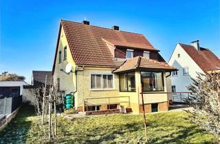 Haus kaufen in 97486 Königsberg, Charmantes Einfam.-Wohnhaus mit zwei Garagen, Pergola und Garten in beliebter Lage, Wohnfl. 135m²,