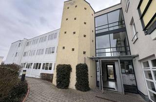 Wohnung kaufen in Berlinerstrasse, 71083 Herrenberg, Helle 2-Zimmer Wohnung für Senioren mit Balkon in Herrenberg