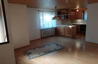 Wohnung mieten in 78549 Spaichingen, Charmante 2-Zimmer-Erdgeschosswohnung mit Garage und rustikaler Eichenküche in Spaichingen