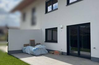 Haus mieten in 83677 Reichersbeuern, Moderne Doppelhaushälfte mit 170 m², Designer-Küche & Garten in Reichersbeuern