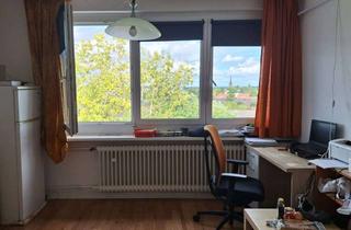 Immobilie mieten in Adam Opel Straße 24, 60386 Fechenheim, Short term Rent (18-03 to 19-04, 1 month only ). Toilet and washroom Shared