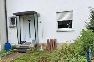 Haus kaufen in 95615 Marktredwitz, Marktredwitz - Reihenmittelhaus in Oberredwitz zum Verkauf