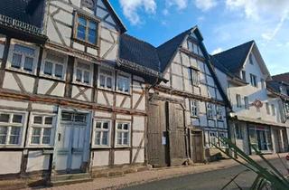 Haus kaufen in 34379 Calden, Calden - Haus in Zierenberg ,Mittelstraße 21 und 23