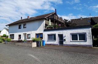 Mehrfamilienhaus kaufen in 53840 Troisdorf, Troisdorf - Solides 4-Familienhaus im Ortskern von Breitscheid