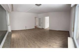 Wohnung mieten in Hölterhoferstr. 46, 42477 Radevormwald, Freundliche und sanierte 4-Zimmer-Wohnung mit Balkon in Radevormwald