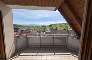 Wohnung mieten in 72124 Pliezhausen, Wohnen mit Weitblick: Großzügige, teilrenovierte 3,5-Zimmer-Dachgeschosswohnung in Pliezhausen-Dörna