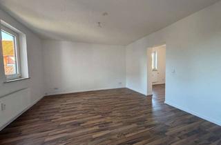 Wohnung mieten in Mittlere Straße 18, 37154 Northeim, Renovierte 2,5 ZKB-Wohnung mit Einbauküche in Sudheim