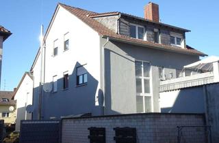 Haus kaufen in 68519 Viernheim, 2 Häuser mit 5 gepflegten modernisierten Wohnungen und Stellplätzen