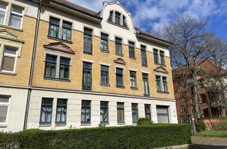 Wohnung mieten in Weidlichstraße, 04328 Sellerhausen-Stünz, Charmante und Helle Dachgeschosswohnung mit 40 m² in sehr gepflegtem Denkmal und bester Anbindung