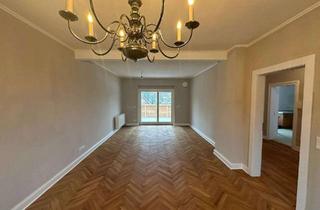 Wohnung mieten in Lessingstraße, 07629 Hermsdorf, Wohnen mit Seele – stilvolle Maisonette mit Balkon und Gartenidylle in Hermsdorf