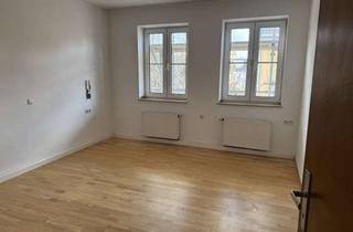 Wohnung mieten in Kleine Rurstr. 3a, 52428 Jülich, Gepflegte 2-Zimmer-Wohnung im 2. OG mit Balkon in Jülich