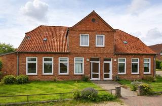 Mehrfamilienhaus kaufen in 23617 Stockelsdorf, Mehrfamilienhaus oder großes EFH mit großem Grundstück in Stockelsdorf-Dissau