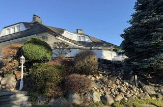 Villa kaufen in 45470 Menden/Ickten, Stilvolle Unternehmervilla mit Weitblick! Spa mit Schwimmbad, Einliegerwohnung, und 4 Garagen