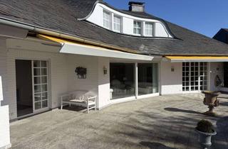 Villa kaufen in 45470 Menden/Ickten, Villa mit Einliegerwohnung, und 4 Garagen, Schwimmbad