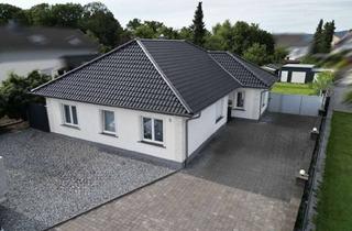 Haus mieten in 32457 Porta Westfalica, Exklusiver Bungalow mit Wellnesshaus, Sauna & Kamin / Energieeffizienz A / 1.446 m² Grundstück