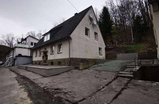 Anlageobjekt in 57258 Freudenberg, Attraktive Kapitalanlage in Freudenberg, voll vermietete Renditeobjekte – 2 MFH mit 7 Wohnungen