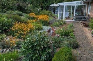 Haus kaufen in 37199 Wulften, Wulften am Harz - Schöner Bungalow mit großzügigem Grundstück und Wintergarten im Herzen von Wultten