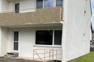 Haus kaufen in 97464 Niederwerrn, Niederwerrn - Schönes geräumiges Reiheneckhaus