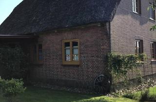 Haus kaufen in 24594 Hohenwestedt, Hohenwestedt - Wunderschönes Reetdachhaus am Naturpark Aukrug, von privat!