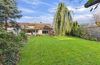 Doppelhaushälfte kaufen in 40723 Hilden, Hilden - Viel Platz für Ihre Vision: 160 m² Wohnfläche in Top-Lage bereit für Ihre Neugestaltung