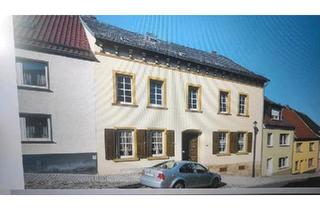 Haus kaufen in 04107 Leipzig, Leipzig - Haus mit Balkon und Garten