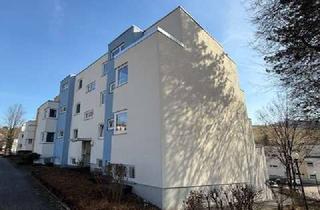 Wohnung kaufen in 94469 Deggendorf, Renovierungschance mit Panorama – 3-Zimmer-Terrassenwohnung in Toplage!