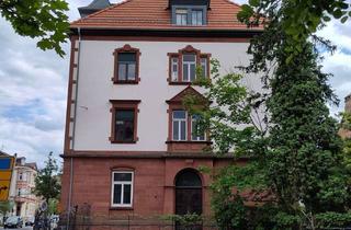 Wohnung kaufen in 76829 Landau, schicke 2 ZKB Wohnung im Dachgeschoss einer Altstadtvilla