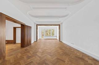 Wohnung kaufen in 41236 Rheydt, Klassischer Altbau mit Blick ins Grüne