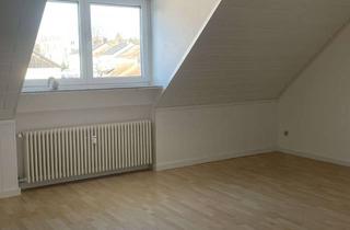Wohnung mieten in Rappoltsweilerstraße 16a, 66113 Saarbrücken, Helle 2-Zimmer Dachgeschosswohnung in Saarbrücken
