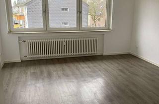 Wohnung mieten in Am Lipkamp, 47269 Großenbaum, Attraktive und gepflegte 4-Zimmer-Wohnung im 2. OG in Duisburg-Großenbaum