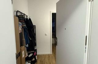 Wohnung mieten in Schulstraße 16A, 13347 Wedding, Charmante 2-Zimmer-Dachgeschosswohnung mit 2 Balkonen in Berlin-Wedding