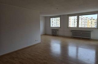 Wohnung mieten in Denzlingerstraße 16, 79108 Zähringen, Helle 2,5-Zimmer Wohnung im 5. OG mit Balkon in Freiburg-Zähringen