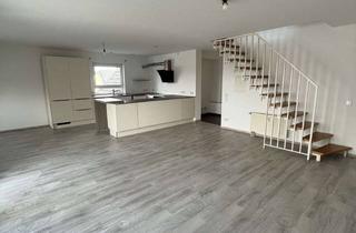 Wohnung mieten in An Der Tränk 37, 63303 Dreieich, Modernisierte 2-Zimmer-Dachgeschoss-Wohnung mit Balkon und Einbauküche in Dreieich