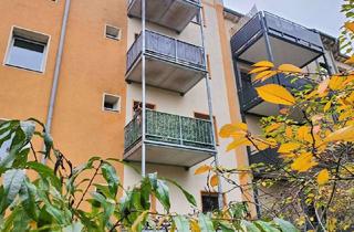 Wohnung mieten in Lauchstädter Straße 23, 06110 Lutherplatz, Frisch renovierte 3-Raum-Wohnung mit Balkon in günstiger Lage! Wohnen in der südlichen Innenstadt mi