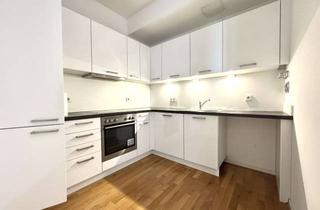 Wohnung mieten in Prager Straße 12 a, 04103 Zentrum-Südost, Praktische 3-Zimmer-Wohnung mit EBK und Balkon